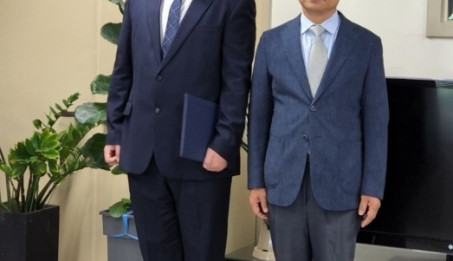 2022년 제3차 직원 채용 임용장 수여식.jpg